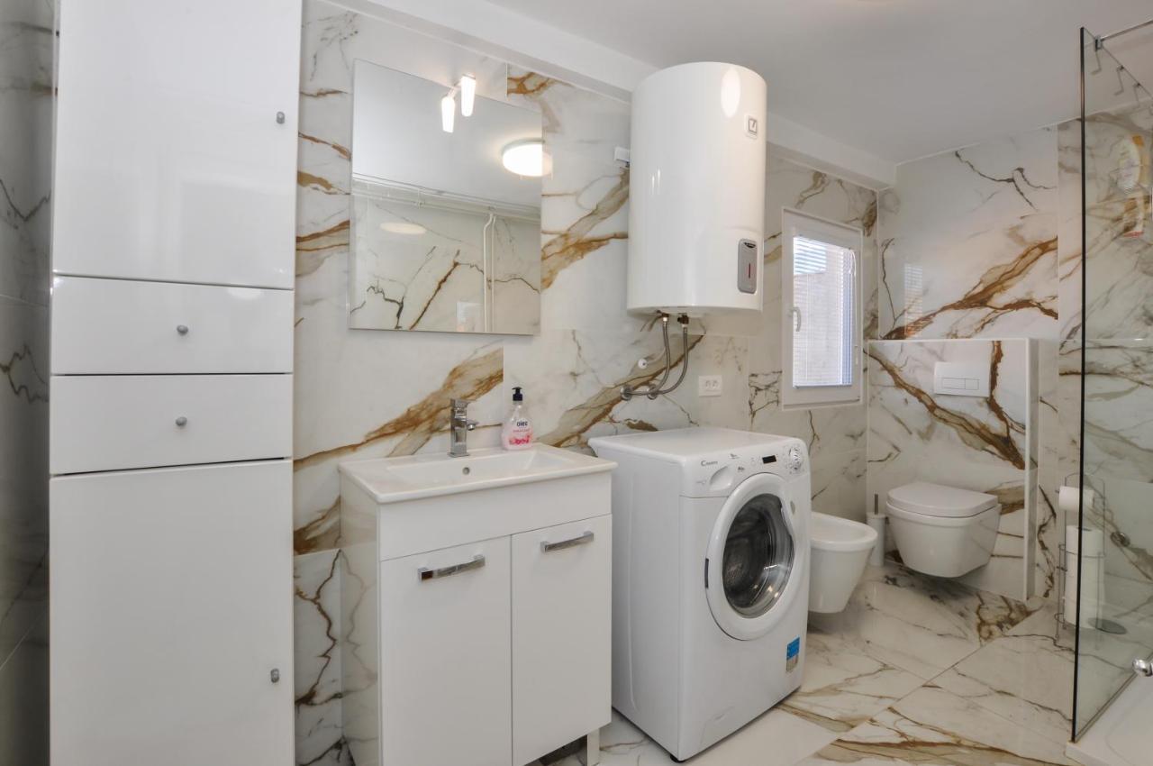 Apartment Katarina Koper - Old Historic Centre With Free Parking Exterior foto