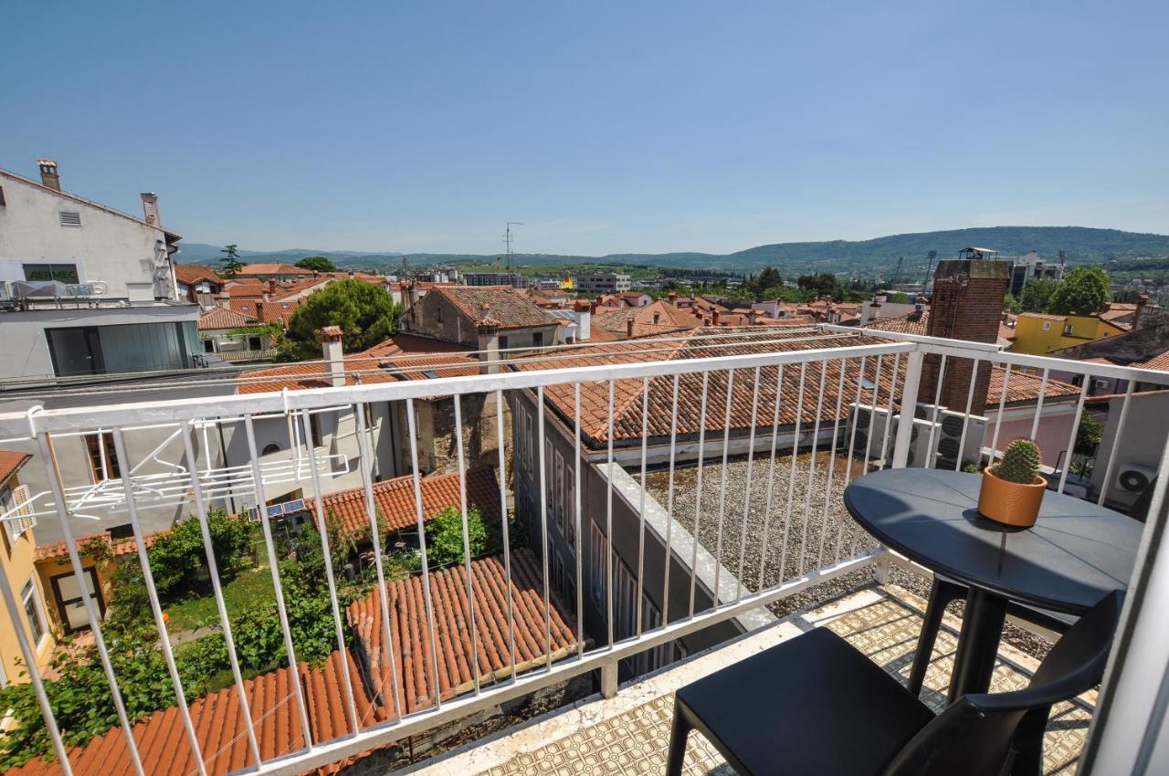 Apartment Katarina Koper - Old Historic Centre With Free Parking Exterior foto